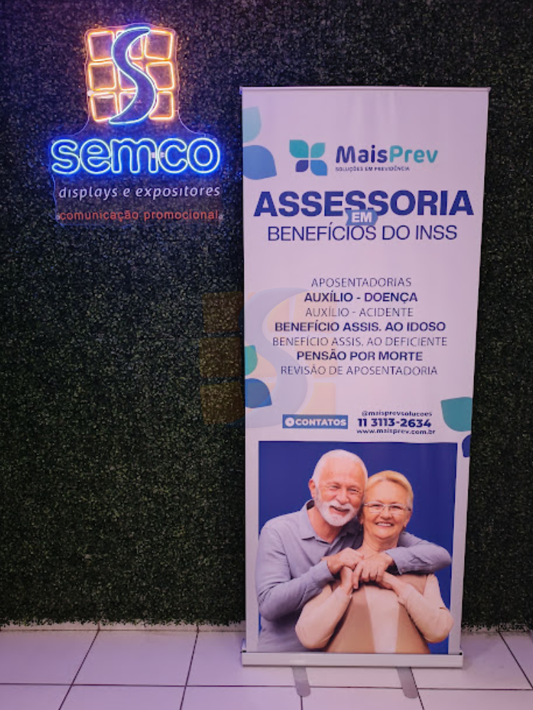 banner vertical semco displays comunicacao visual sao paulo