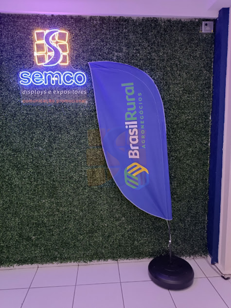 wind flag banner para propaganda semco displays comunicacao visual sao paulo