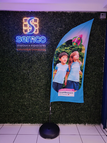 bandeira de propaganda de loja semco displays comunicacao visual sao paulo