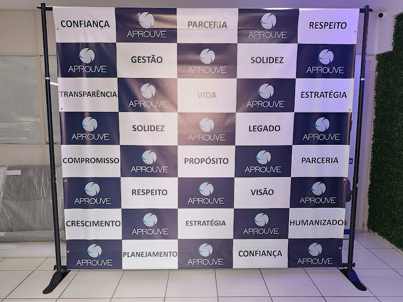 estrutura metalica para banner 4 semco displays sao paulo