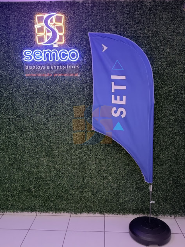 bandeira de anuncio semco displays comunicacao visual sao paulo