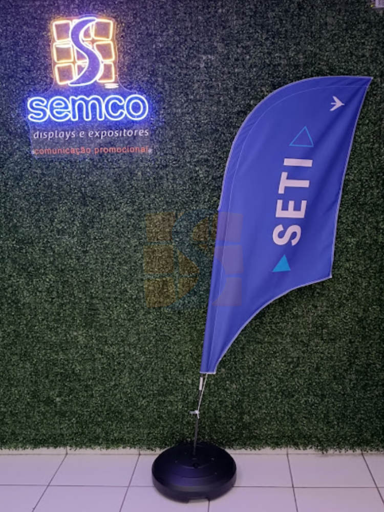 bandeira de anuncio 8 semco displays sao paulo